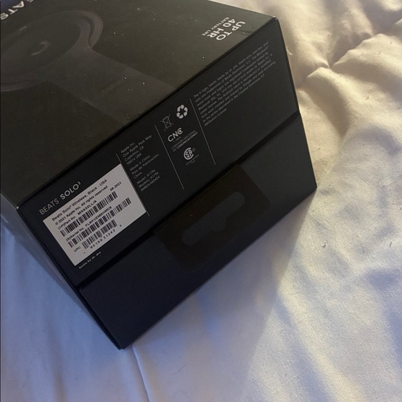 Solo3 Beats Headphones Box- Black - Picture 3 of 11